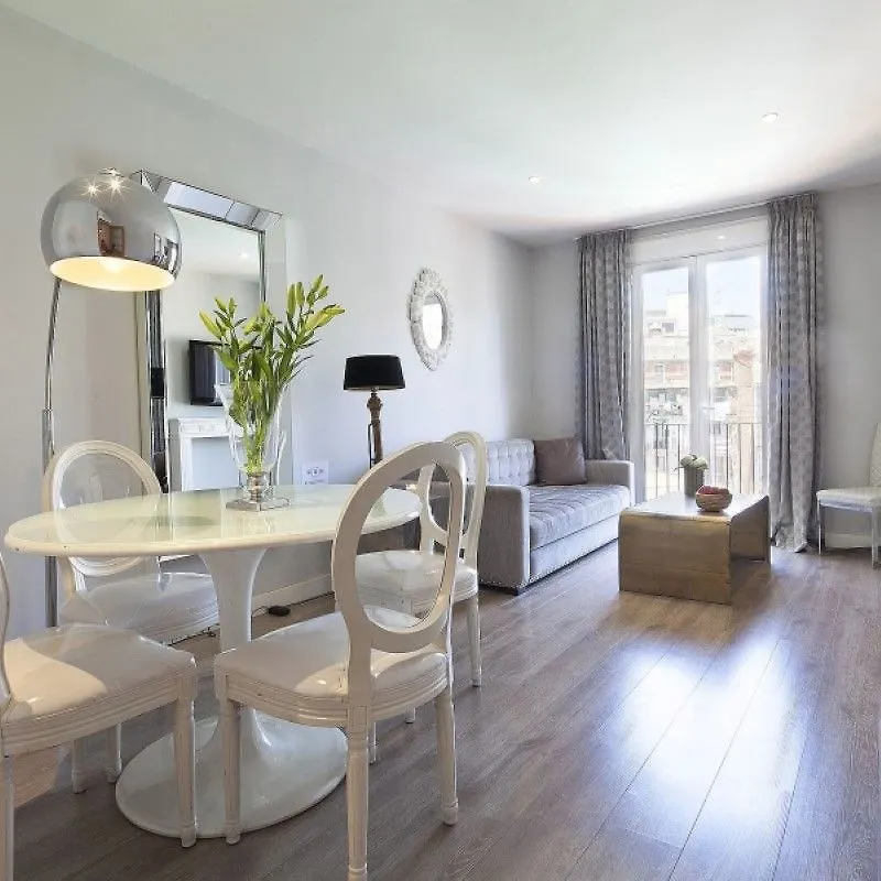 Grandom Suites Barcellona 4*,