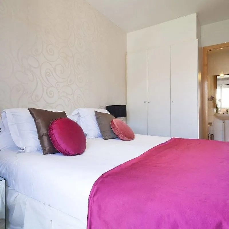Grandom Suites Barcellona 4*,